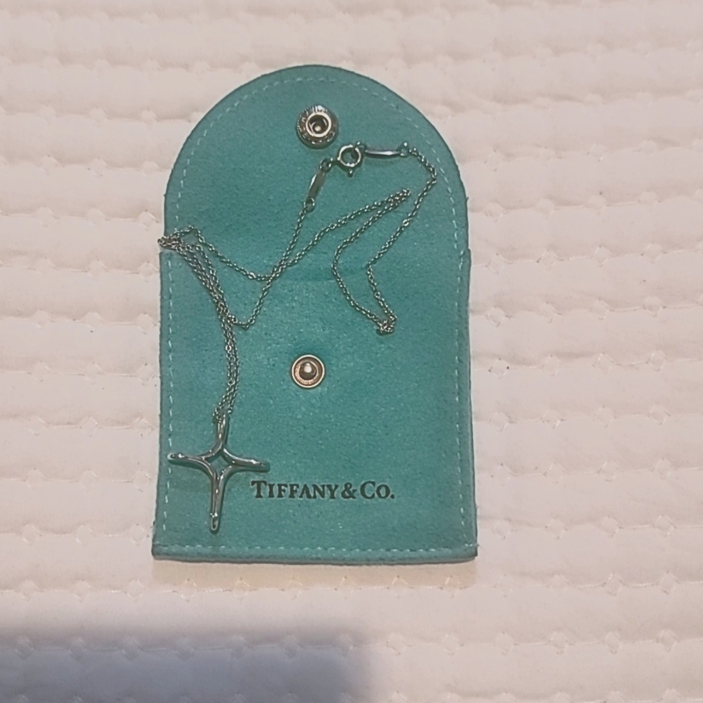 Authentic Tiffany Elsa Peretti infenity cross pendant